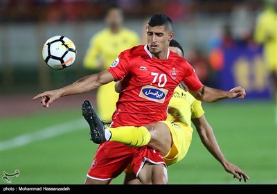 دیدار تیم‌های فوتبال پرسپولیس و السد 