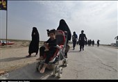 تامین ویلچر برای زائران حسینی توسط بهزیستی در مرز مهران