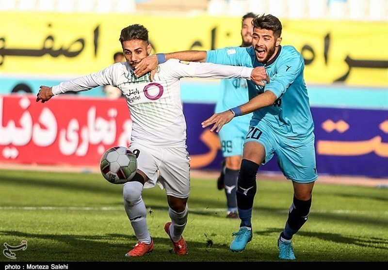لیگ برتر فوتبال|شکست یک نیمه‌ای ذوب آهن مقابل پیکان