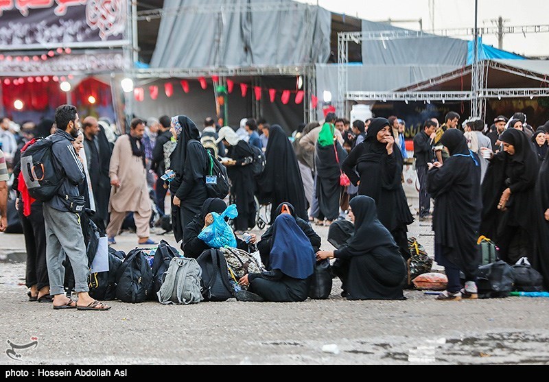 تازه‌ترین اخبار بازگشت زائران اربعین| ورود 900 هزار زائر از مرز مهران به کشور/ زائران اربعین مشکلی برای تردد ندارند