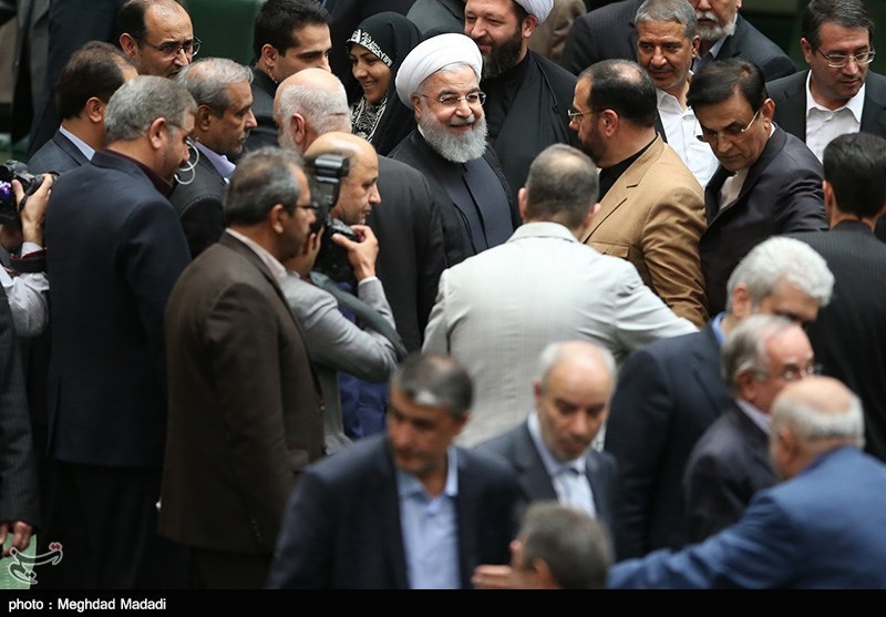 رأی اعتماد به 4 وزیر پیشنهادی|حلقه گسترده نمایندگان اطراف &quot;روحانی&quot;