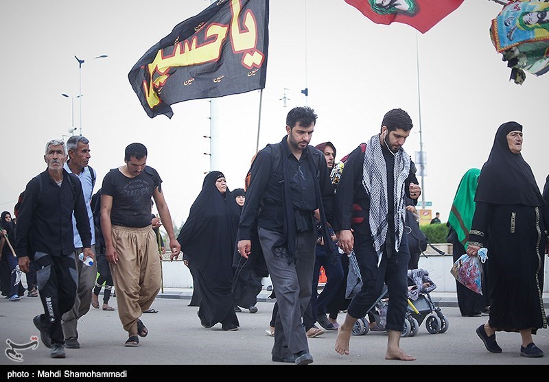 145 دفتر مجاز زیارتی در استان فارس آماده ثبت‌نام زائران اربعین هستند