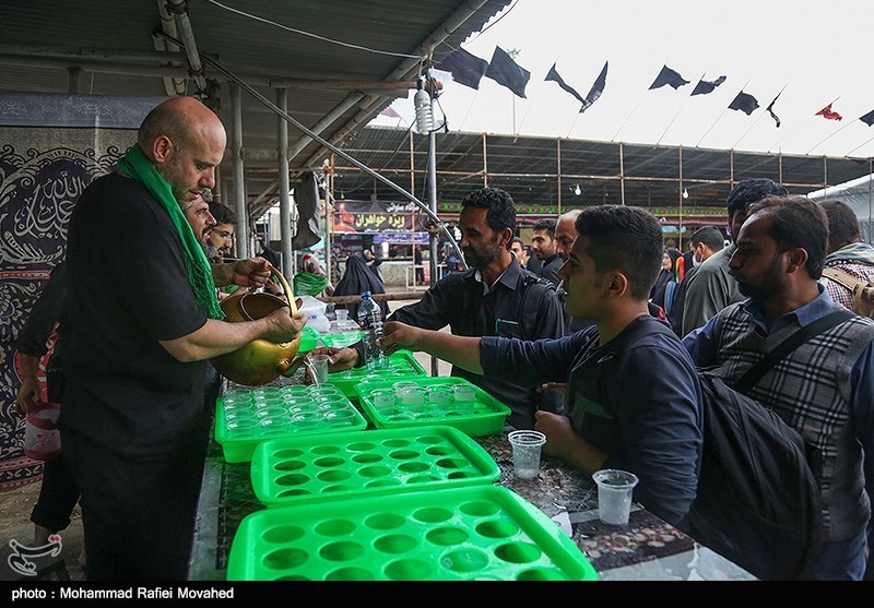 تهران| مردم بهارستان بیش از 5 میلیارد ریال به ستاد اربعین کمک کردند