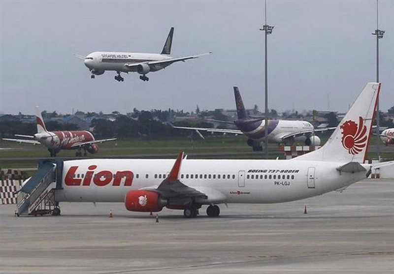 Indonesian Lion Air Plane Crashes into Sea with 188 Passengers, Crew