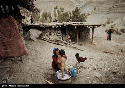 نبود آب آشامیدنی و بهداشتی زندگی در این روستاها را بسیار دشوار کرده است.روستای سوزر یکی از این روستاها است .