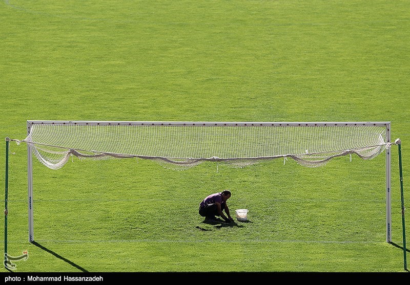 شوخی جالب در آستانه 100 سالگی فوتبال ایران/ میزبانی جام ملت‌ها با حساب‌های خالی، کمبود امکانات و جنگ روی سکوها؟