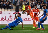 مهدی ترابی: مقابل پرسپولیس هم یکی از بهترین بازی‌هایم را انجام دادم/هواداران استقلال به من لطف داشتند!