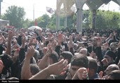اربعین حسینی| حال و هوای مقبره شهدای گمنام اندیمشک در میزبانی عاشقان اهل بیت(ع)