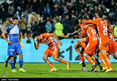 Esteghlal Knocked Out of Iran’s Hazfi Cup