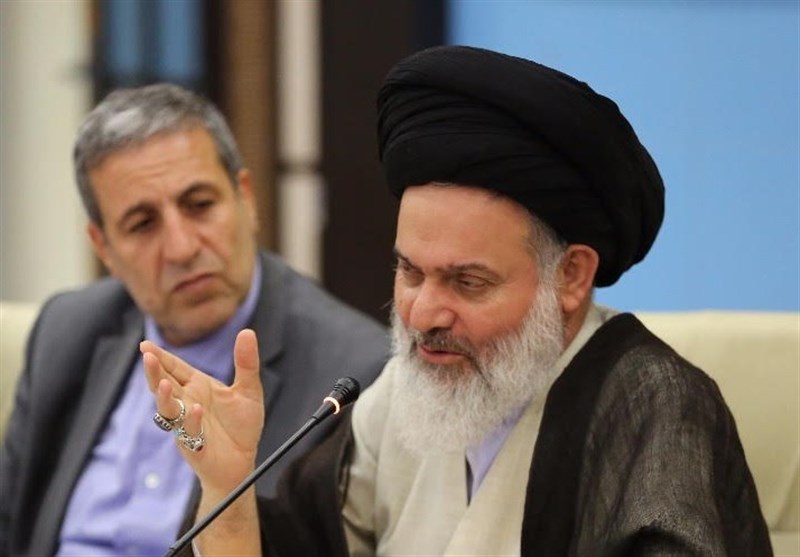 آیت‌الله حسینی بوشهری:حوزه علمیه آمادگی کامل برای همکاری با کمیته امداد را دارد