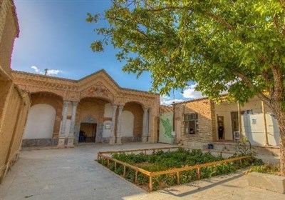 Chaleshtor Castle in Shahr-e Kord: A Tourist Attraction in Western Iran