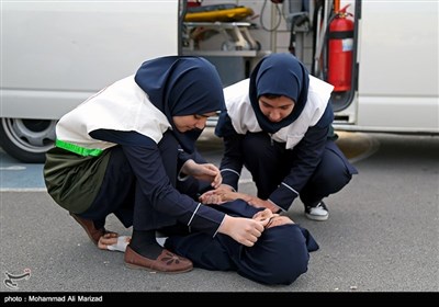 مانور پدافند غیر عامل در مدرسه -قم