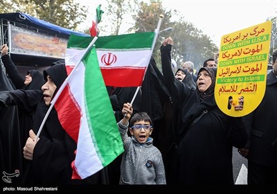 راهپیمایی 13 آبان - تهران (1)