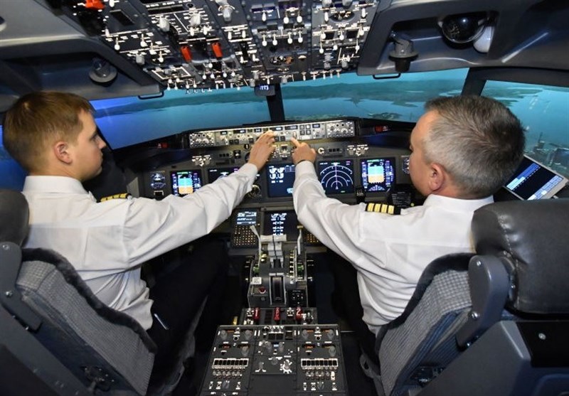 فرود هواپیمای مسافربری روس به علت ترک شیشه