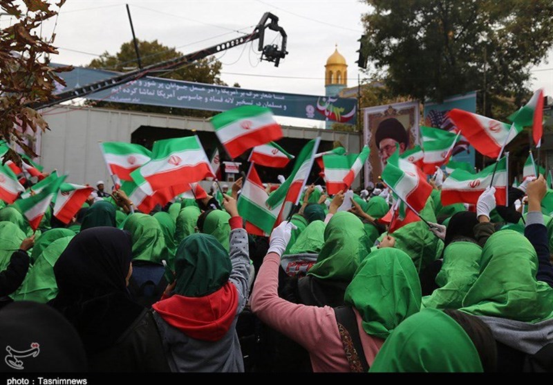 جشن استکبارستیزی دختران دهه 80 مشهد برگزار شد
