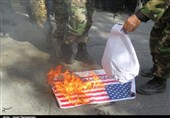 13 آبان نقطه عطف ستیز ملت ایران با استکبار آمریکایی است