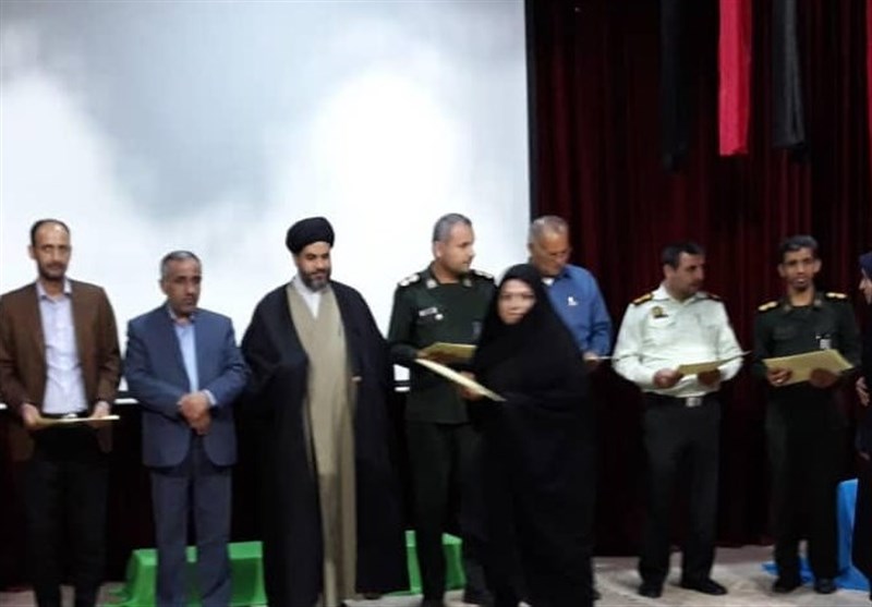 بوشهر|حضور جهادی طلاب در صحنه‌های تبلیغی و هنری در اولویت است