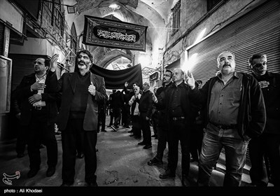 مراسم عزاداری رحلت حضرت رسول در بازار اصفهان