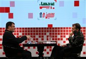 گفتگوی تلویزیونی ده نمکی با روح الامینی: تسخیر سفارت پاسخ دانشجویان به استمداد امام از جوانان بود
