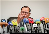 لویس فراخان یحذر ترامب من انهیار الولایات المتحدة