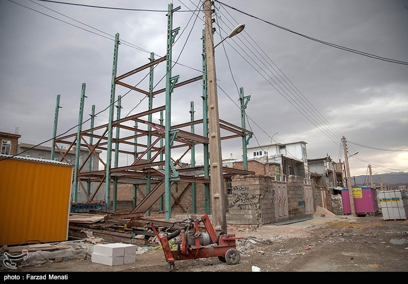 زلزله کرمانشاه| خروج همراه با ضرر پیمانکاران از مناطق زلزله‌زده