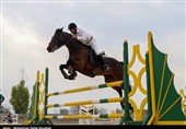 مسابقات پرش‌با اسب در قم به روایت تصویر