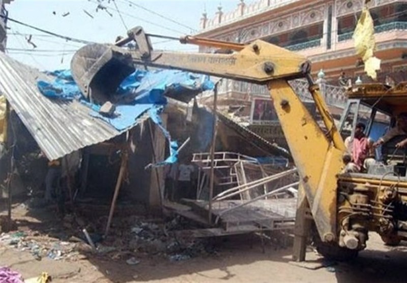 مبارزه دولت پاکستان با زمین خواری و تخریب هزاران ساختمان غیرقانونی در شهر کراچی