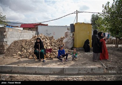 سفر رئیس جمعیت هلال احمر به مناطق زلزله زده کرمانشاه