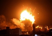 جنگنده‌های رژیم صهیونیستی به چندین منطقه در نوار غزه حمله کردند