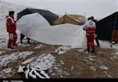 لرستان| 41 خانوار عشایری گرفتار در برف نجات یافتند