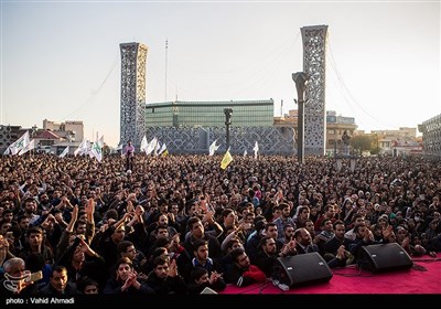 جشن عید بیعت در میدان امام حسین تهران