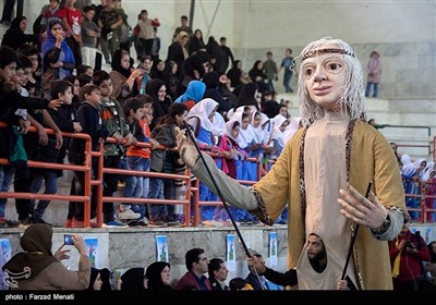 شادپیمایی عروسک ها در سرپل ذهاب