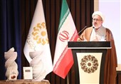 آشنا نبودن نسل جوان با چهرههای شاخص دینی یکی از مشکلات فرهنگی کشور است