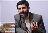 حسینی‌پور: بعد از 5 سال هنوز مترجم کتابم را ندیده‌ام/ روایت سردار سلیمانی از تأثیر «پایی که جاماند» بر عراقی‌ها