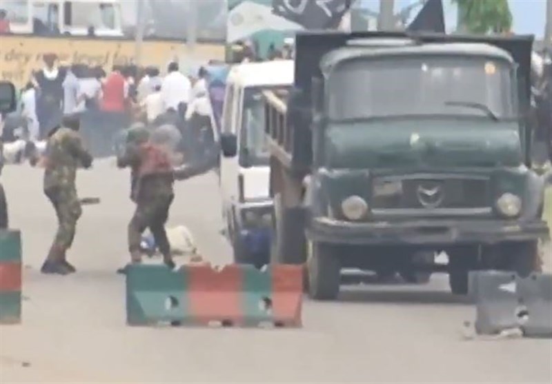 New Video Shows Nigerian Soldiers Targeting Muslim Mourners at Point-Black Range (+Video)