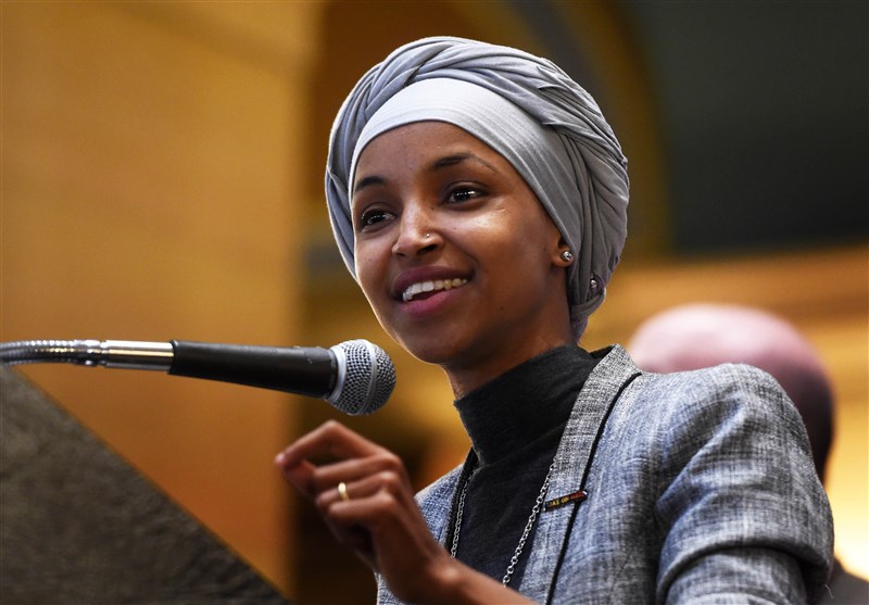 اظهارات توهین‌آمیز مجری فاکس‌نیوز درباره حجاب نماینده مسلمان کنگره آمریکا