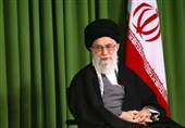 حاشیه‌نگاری از یک دیدار صمیمی|از توصیه امام خامنه‌ای به طلاب درباره خانواده تا خاطره‌ای از شب زنده داری امام