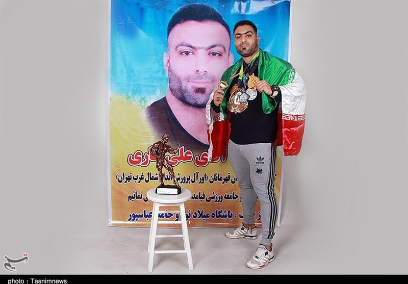 تهران| قهرمان جوان مسابقات پرورش اندام: آرزویم افتخار آفرینی با لباس تیم ملی است