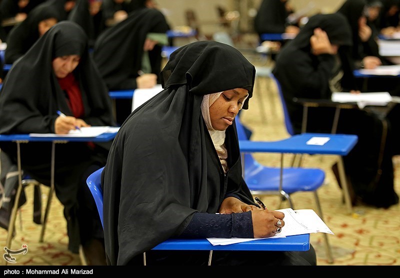 قم| 300 هزار طلبه غیر ایرانی در جامعه المصطفی آموزش زبان فارسی گذرانده‌اند