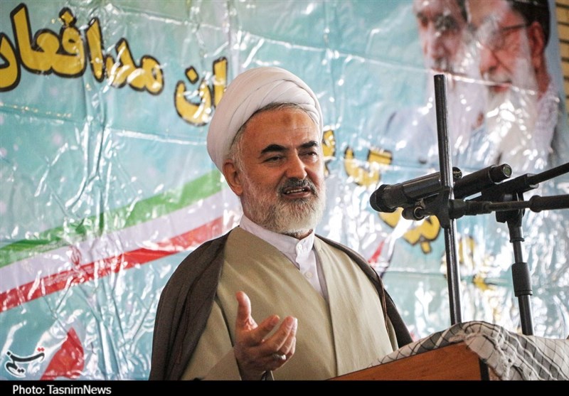 تحریم‌ها و فشارهای سیاسی هیچ‌گاه ملت ایران را از پای در نمی‌آورد