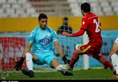 لیگ برتر فوتبال| پیروزی یک نیمه‌ای فولاد مقابل ذوب‌آهن