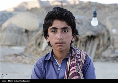 توزیع سبد کالا در روستاهای صعب العبور بلوچستان