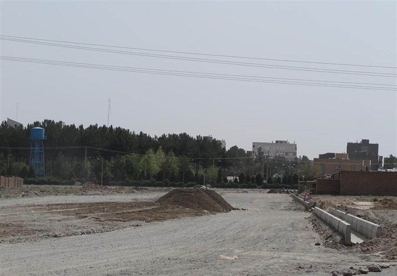 بعد از 40 سال پروانه ساخت اراضی موصوف به موسوی توسط شهرداری بیرجند صادر می‌شود