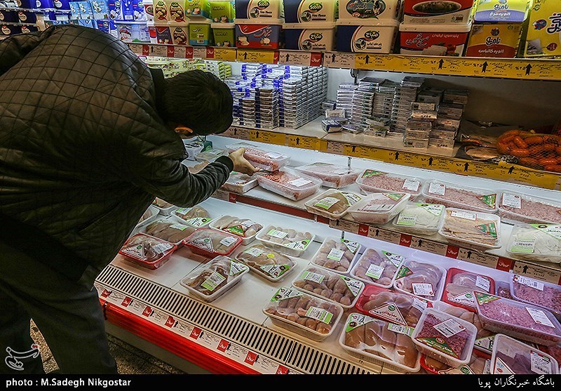کالاهای اساسی مورد نیاز برای ماه رمضان در کرمانشاه توزیع شد