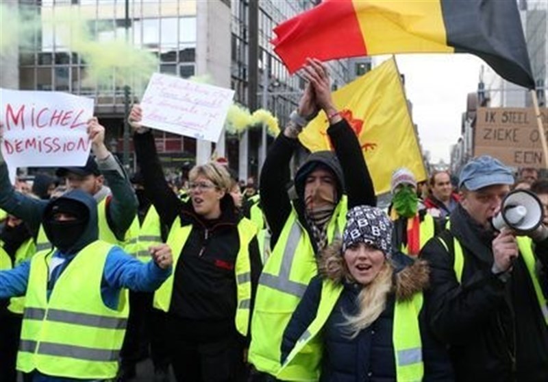 Clashes Reported in France’s 4th Week of Violent Protests Clashes Reported in France’s 4th Week of Violent Protests