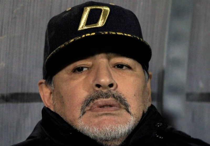 فوتبال جهان| مجازات مارادونا به خاطر حمایت از رئیس جمهور ونزوئلا و انتقاد از ترامپ