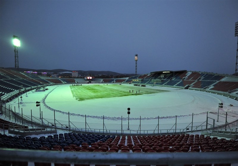 برف و یخبندان ورزشگاه کراسنویارسک در انتظار میلاد محمدی و یارانش