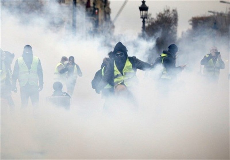 فرانس : مہنگائی کے خلاف مشتعل عوام کا احتجاج جاری