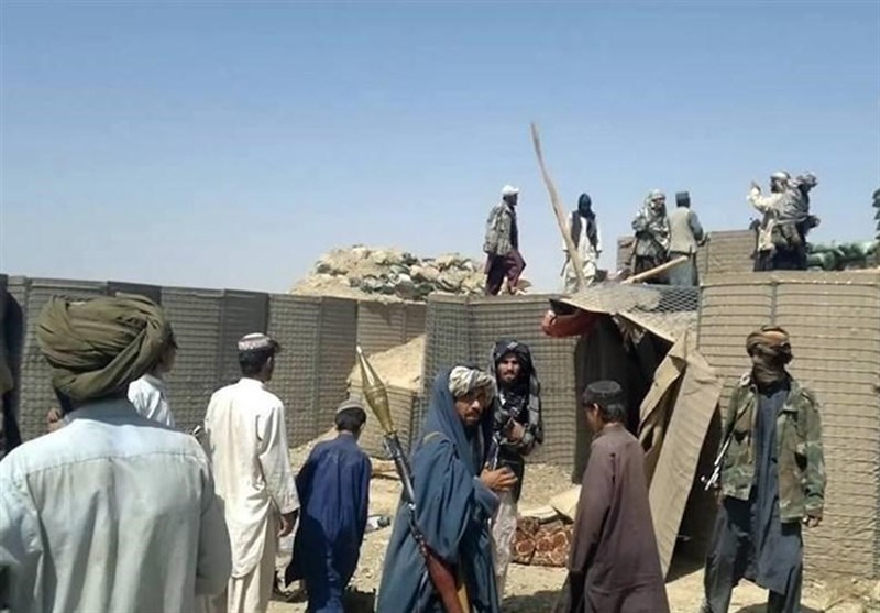سقوط چندین پاسگاه امنیتی بر اثر حمله طالبان به شمال غرب افغانستان