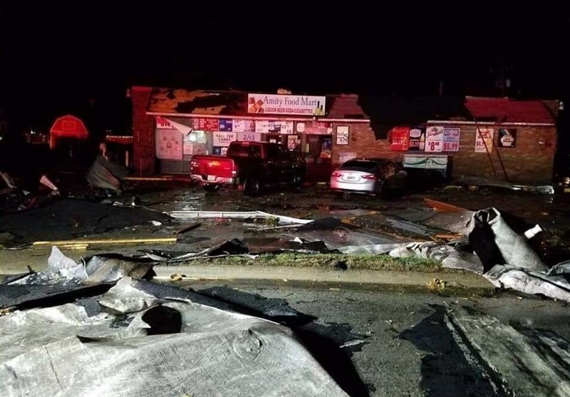 Large Tornado Tear through Taylorville, Illinois, Injuring 25, Damaging Over 100 Buildings